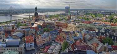 Karlstad Riga: ferry, autocarro, comboio, voos